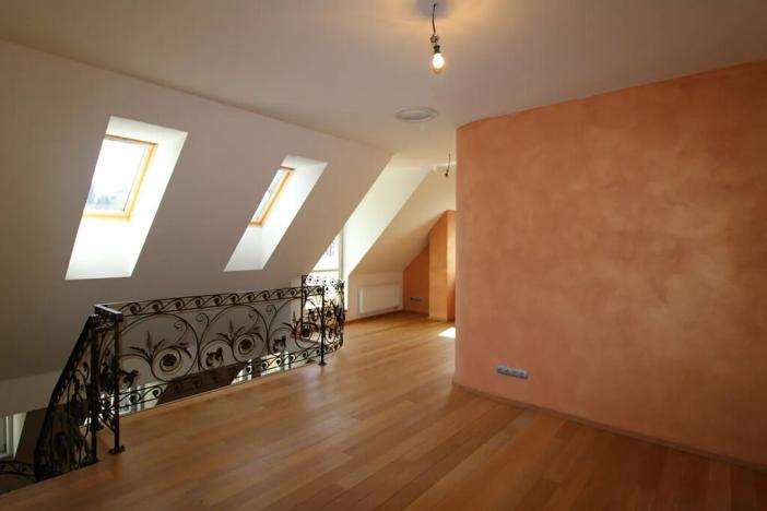 Prodej bytu 4+kk, Karlovy Vary, Pod Jelením skokem, 191 m2