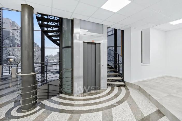Pronájem kanceláře, Tábor, Berlínská, 427 m2