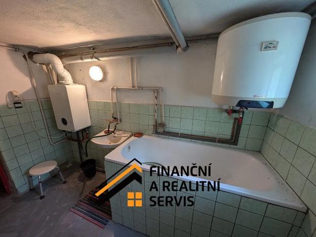 Prodej rodinného domu, Semčice, 221 m2