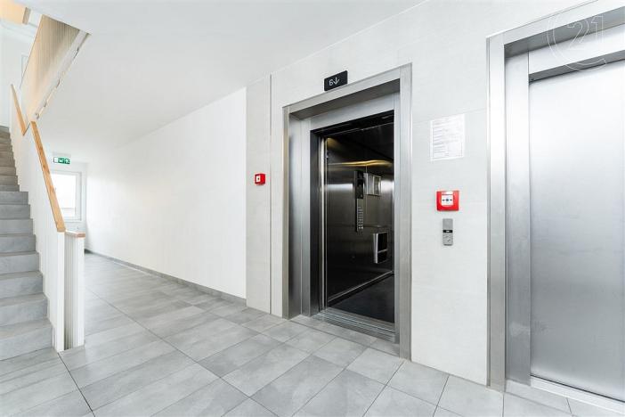 Prodej bytu 4+kk, Praha, Zvěřinova, 108 m2