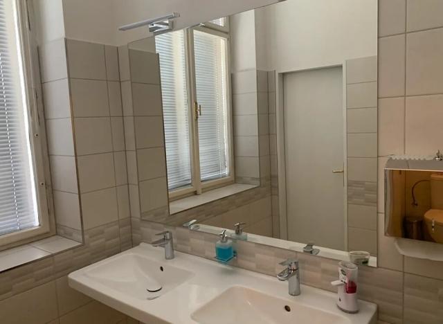 Pronájem ordinace, Praha - Vinohrady, Chrudimská, 325 m2