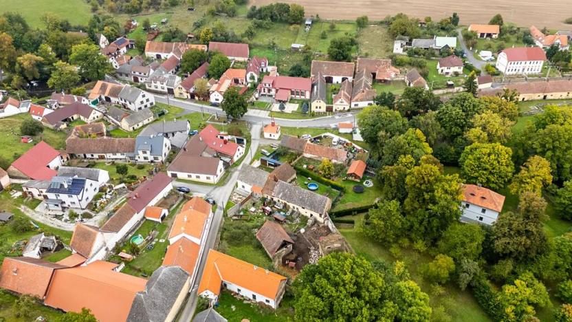 Dražba zemědělské usedlosti, Kalenice, 100 m2