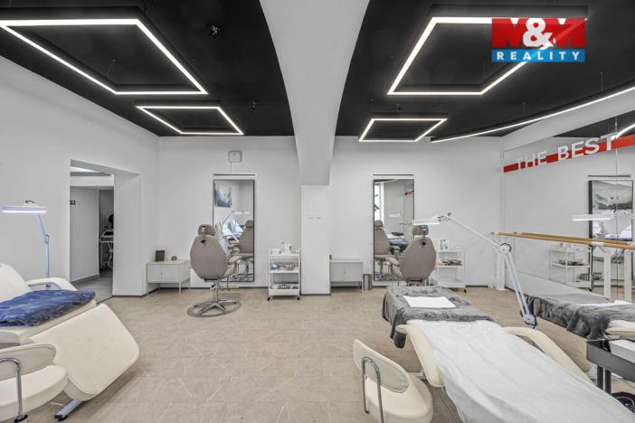 Pronájem obchodního prostoru, Praha - Smíchov, Zborovská, 180 m2