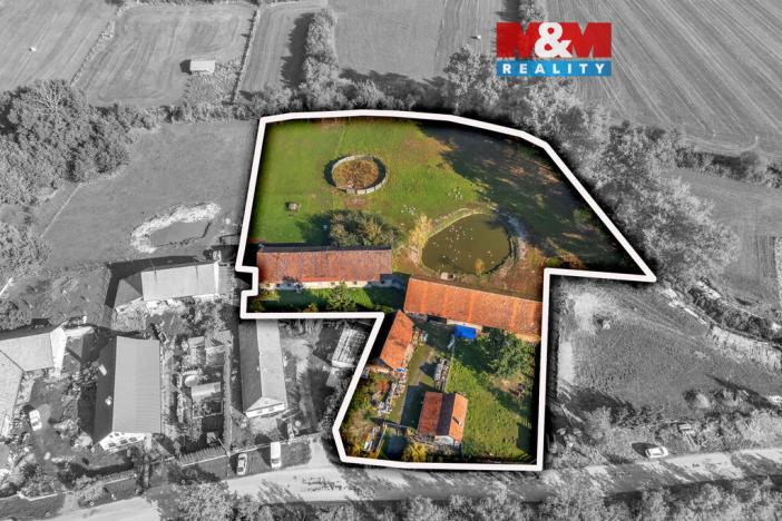 Prodej pozemku pro bydlení, Holice - Roveňsko, 9007 m2