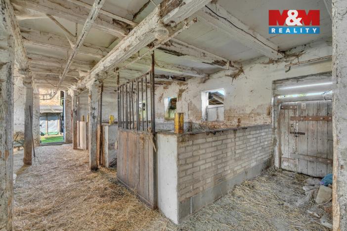 Prodej pozemku pro bydlení, Holice - Roveňsko, 9007 m2