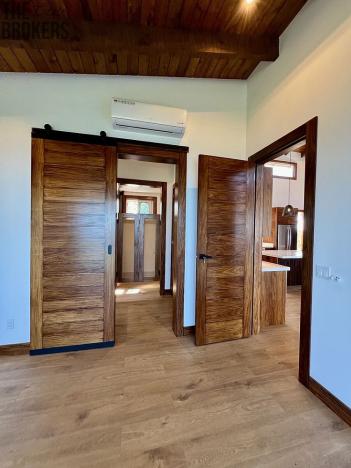 Prodej rodinného domu, Coxen Hole, Roatán, Honduras, 238 m2