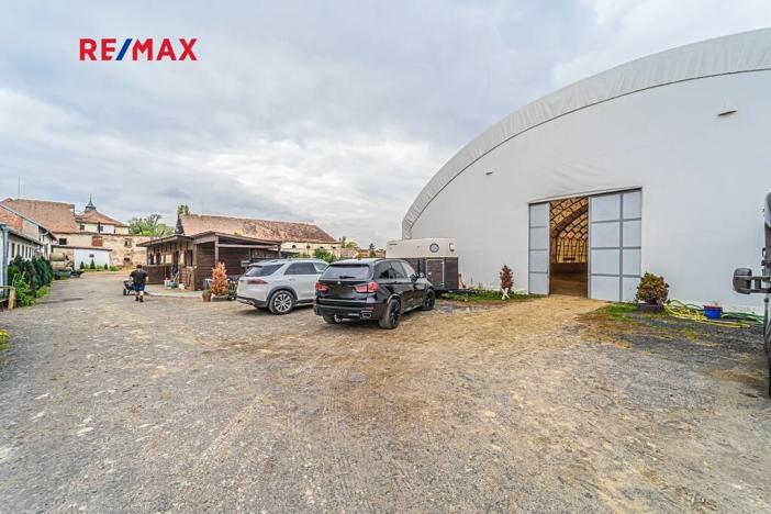 Prodej zemědělské usedlosti, Chlumín, 740 m2