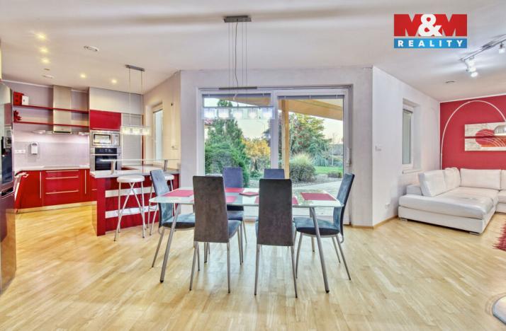 Prodej rodinného domu, Hrušovany, 300 m2