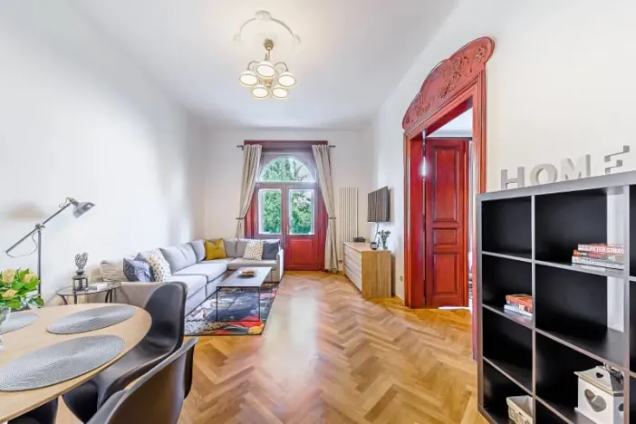 Pronájem bytu 2+1, Praha, Janáčkovo nábřeží, 72 m2