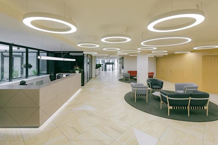 Pronájem kanceláře, Praha - Karlín, Sokolovská, 630 m2