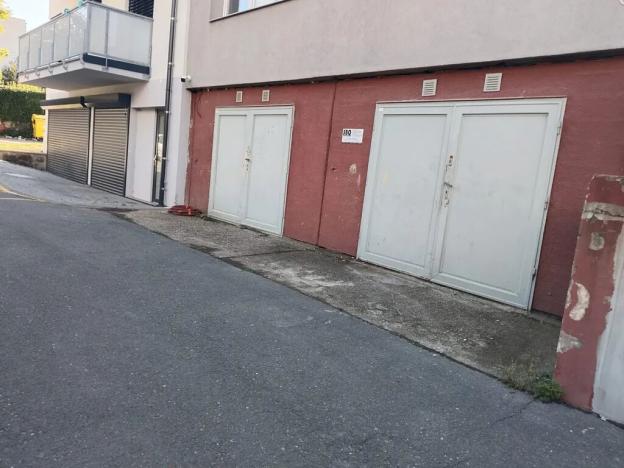 Pronájem garážového stání, Olomouc, 15 m2