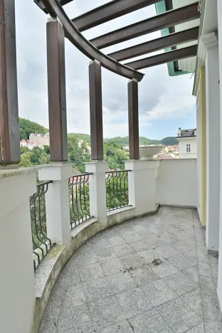 Prodej bytu 6+kk a větší, Karlovy Vary, Zámecký vrch, 225 m2