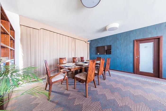 Prodej obchodního prostoru, Jinočany, Severní, 1000 m2