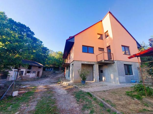 Prodej rodinného domu, Stará Ves, 300 m2