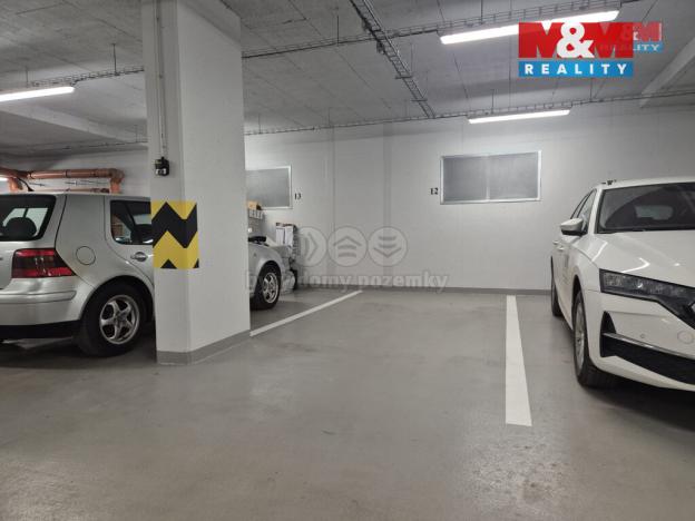 Prodej garážového stání, Beroun - Beroun-Město, Na Náhonu, 20 m2