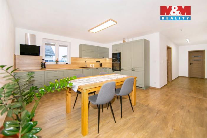 Prodej rodinného domu, Luženičky - Luženice, 124 m2