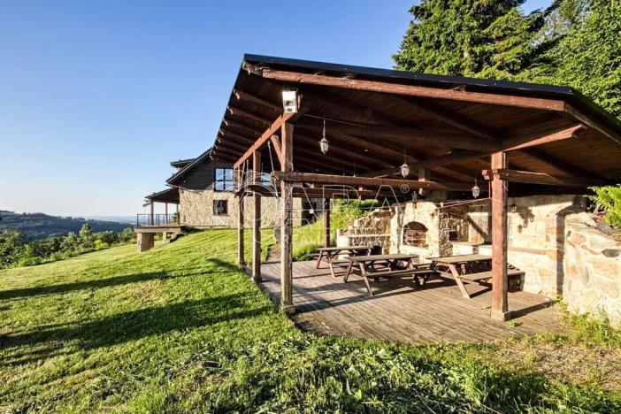 Prodej rodinného domu, Vrchlabí, 429 m2