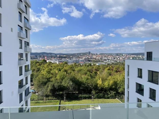 Pronájem bytu 2+kk, Brno, třída Generála Píky, 50 m2