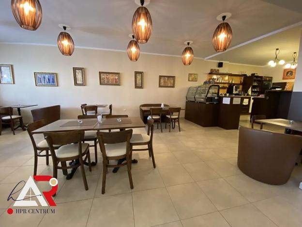 Pronájem komerční nemovitosti, Ivančice, Komenského náměstí, 110 m2