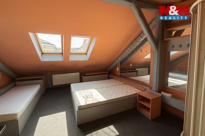 Prodej rodinného domu, České Velenice, Komenského, 650 m2