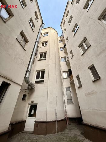 Prodej činžovního domu, Ostrava - Moravská Ostrava, Nádražní, 1800 m2