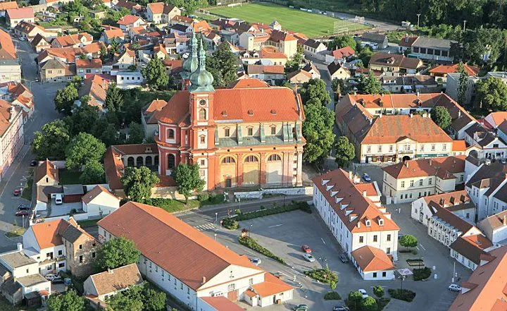 Pronájem obchodního prostoru, Brandýs nad Labem-Stará Boleslav, Boleslavská, 160 m2