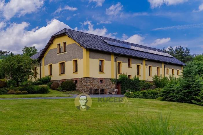 Prodej rodinného domu, Lichnov, 672 m2