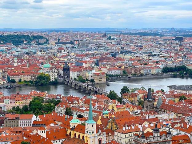 Pronájem kanceláře, Praha, 1000 m2