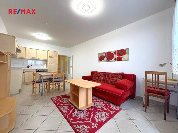 Pronájem bytu 2+kk, Praha - Michle, Novobohdalecká, 62 m2