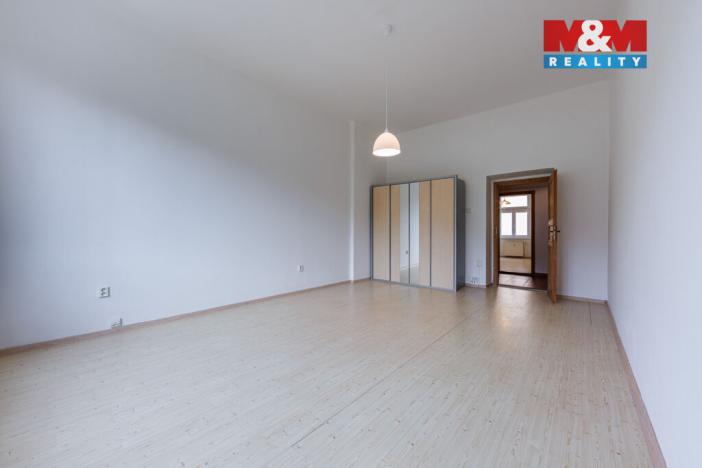 Pronájem bytu 1+1, Karlovy Vary, nábřeží Jana Palacha, 51 m2