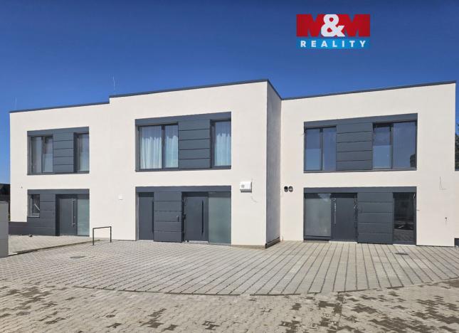 Prodej rodinného domu, Sezemice, 121 m2