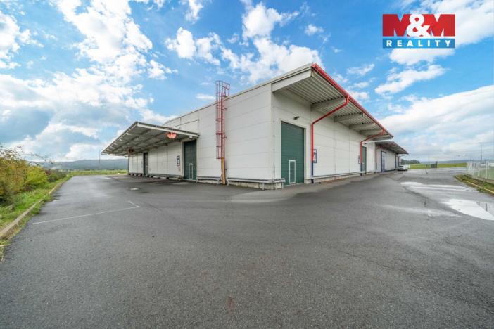 Pronájem výrobních prostor, Volduchy, 1866 m2