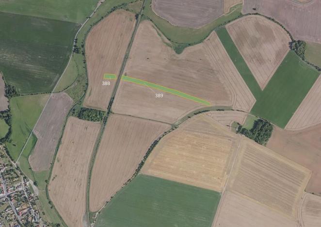 Prodej pole, Luštěnice, 2521 m2