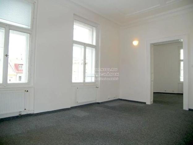 Pronájem kanceláře, Praha - Karlín, Prvního pluku, 98 m2