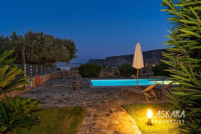 Prodej rodinného domu, Rhodes, Lindos, Navarone Beach, Řecko, 211 m2