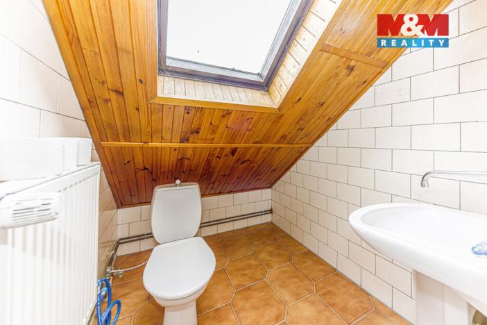 Pronájem bytu 2+1, Pardubice - Trnová, Bohdanečská, 42 m2