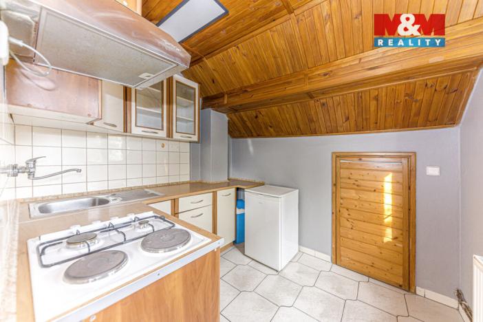 Pronájem bytu 2+1, Pardubice - Trnová, Bohdanečská, 42 m2