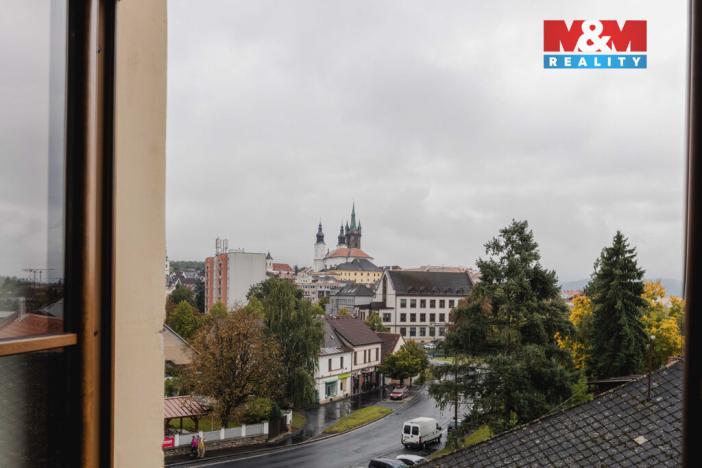 Prodej bytu 2+kk, Klatovy - Klatovy III, Husovo náměstí, 78 m2