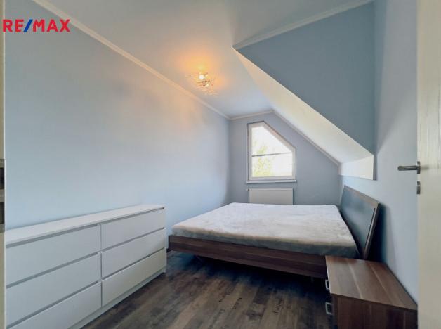 Prodej bytu 2+kk, Nupaky, U Školky, 50 m2