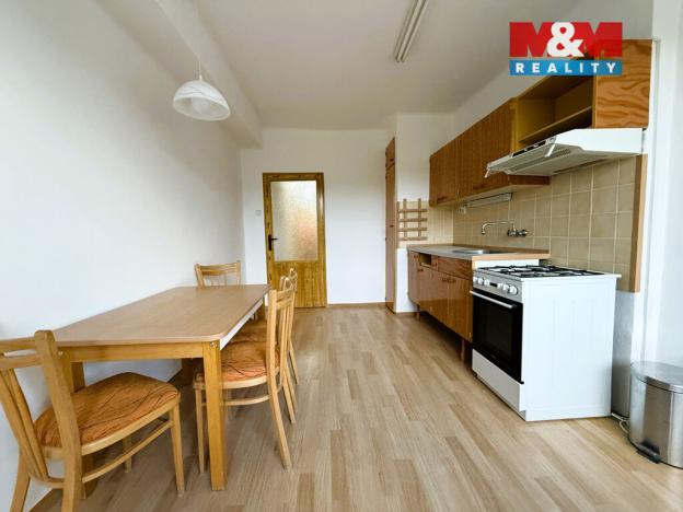 Pronájem atypického bytu, Jablonec nad Nisou - Jablonecké Paseky, Pasecké náměstí, 72 m2