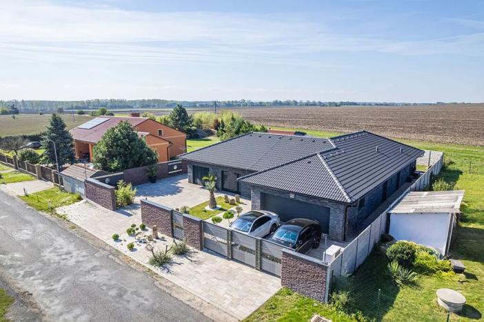 Prodej rodinného domu, Opolany, 241 m2