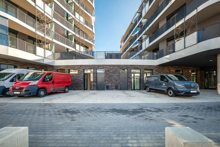 Pronájem obchodního prostoru, Praha - Stodůlky, Bělohlávkova, 242 m2