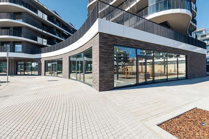 Pronájem obchodního prostoru, Praha - Stodůlky, Bělohlávkova, 446 m2