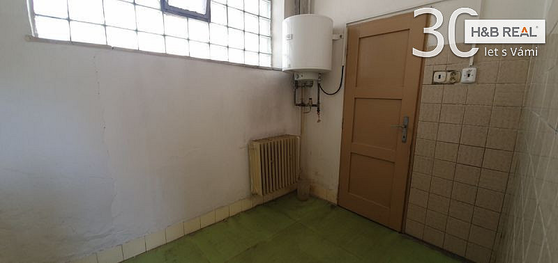 Pronájem skladu, Vsetín, 550 m2