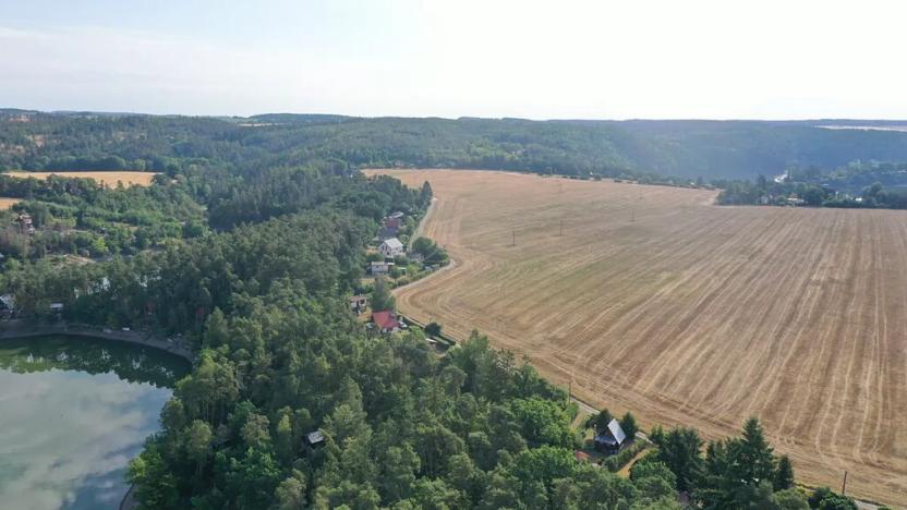 Prodej pole, Líšťany, 19347 m2