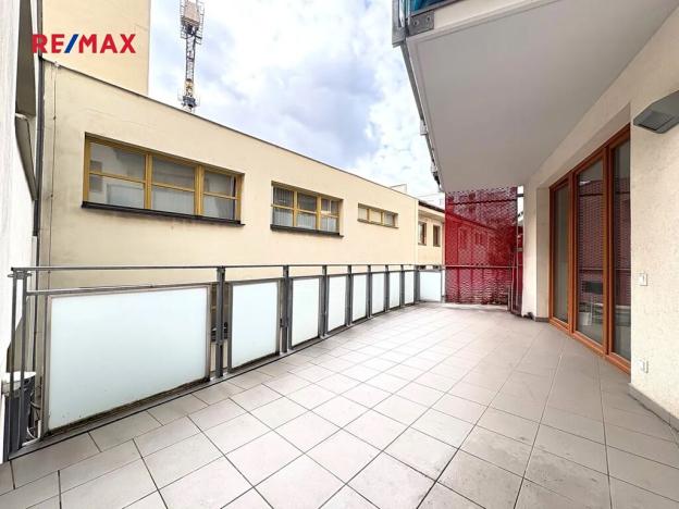 Prodej bytu 2+kk, Praha - Libeň, Kurta Konráda, 74 m2