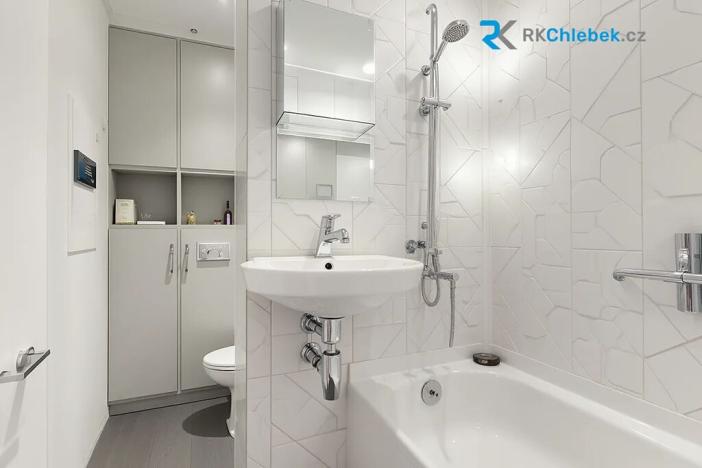 Prodej bytu 1+kk, Frýdek-Místek, Novodvorská, 32 m2