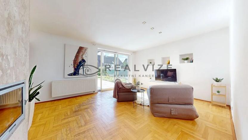 Prodej rodinného domu, Roudné, 265 m2