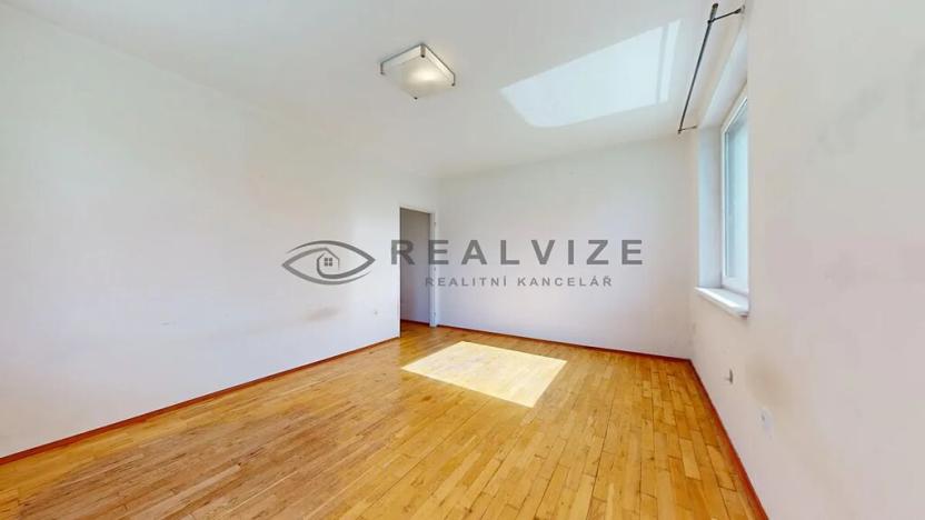 Prodej rodinného domu, Roudné, 265 m2