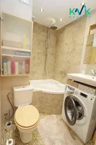 Prodej bytu 1+1, Loket, Sportovní, 36 m2